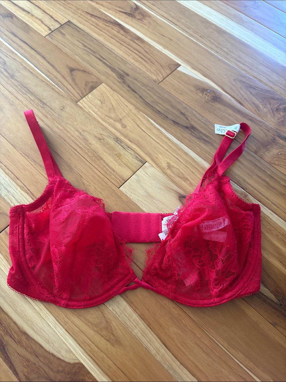 Victoria's Secret Red Lace Underwire Bra